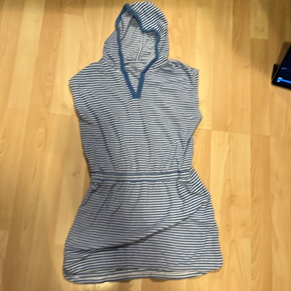 Vineyard Vines Terry Coverup Girls XL‎